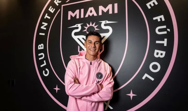 PG模拟器-奥莱报：迈阿密将与39岁老门将乌斯塔里解约，未来几天官宣