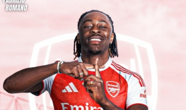 PG模拟器-詹俊：埃泽加盟枪手也是争取国家队首发重要一步，他是大赛型球员