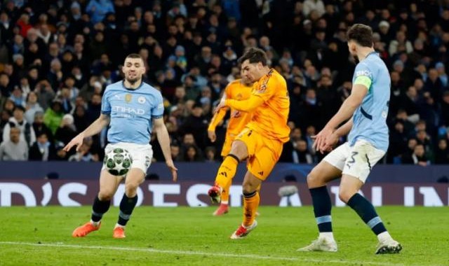 PG模拟器-皇马曼城比烂大战，维尼修斯当得起世界第一