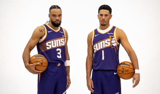 你最喜欢搭档谁？狄龙：现在是布克 然后是莫兰特